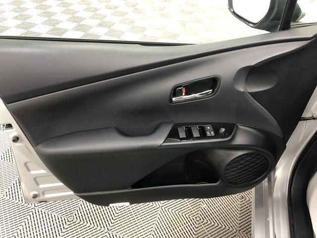 2021 Toyota PRIUS Limited