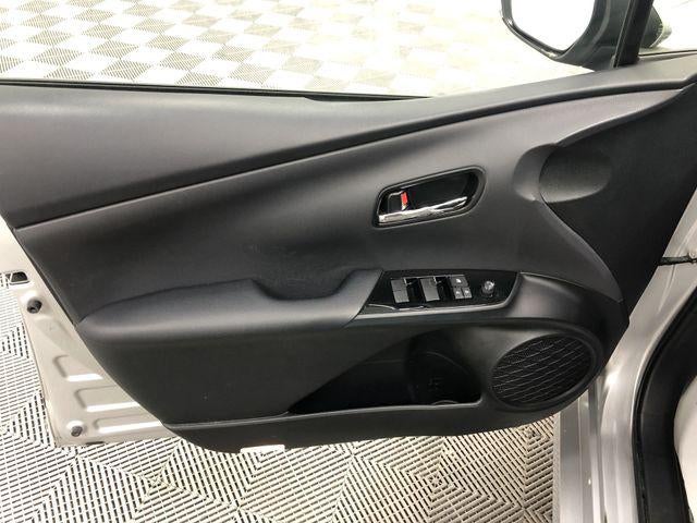 2021 Toyota PRIUS Limited