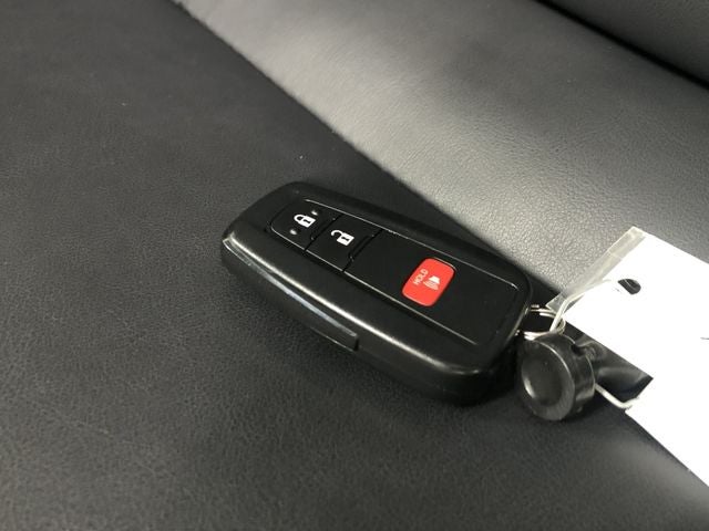 2022 Toyota Prius XLE