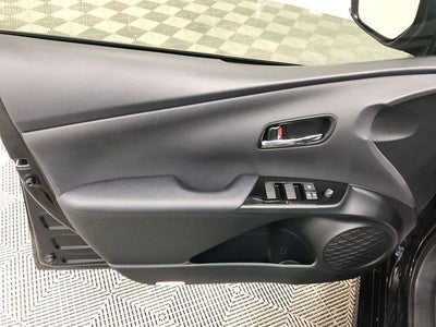 2022 Toyota Prius XLE