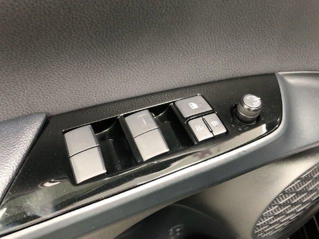 2022 Toyota Prius XLE