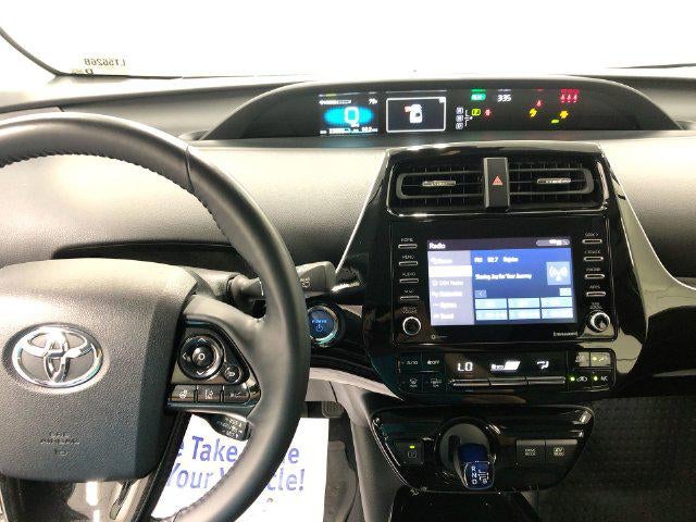2022 Toyota Prius XLE