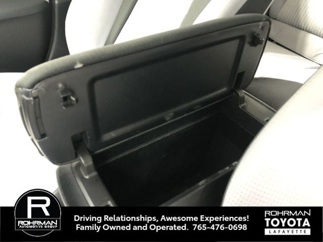 2016 Toyota PRIUS Two