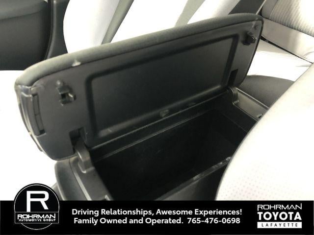 2016 Toyota PRIUS Two