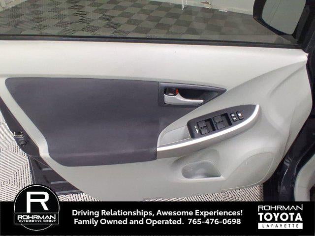 2011 Toyota PRIUS Two
