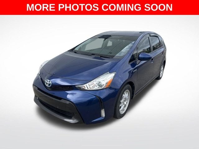2016 Toyota Prius v Three