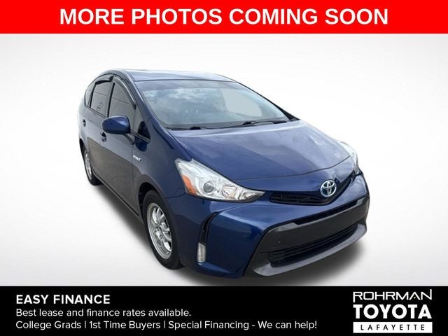 2016 Toyota Prius v Three