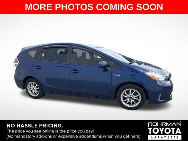 2016 Toyota Prius v Three