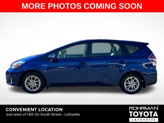 2017 Toyota Prius v Four