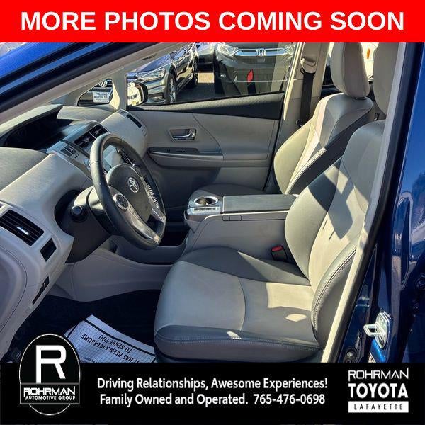 2017 Toyota Prius v Four