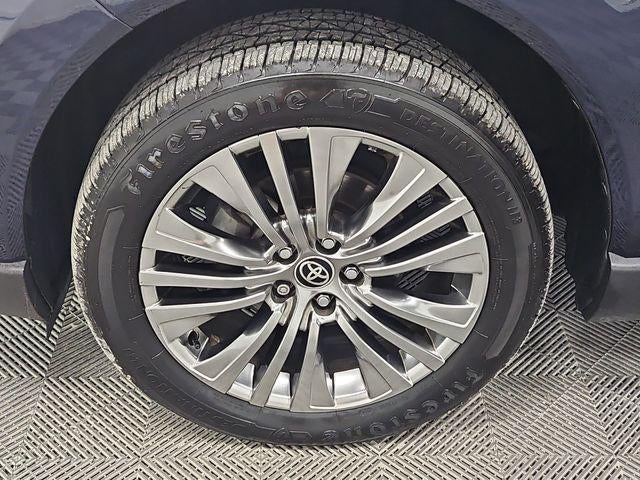 2022 Toyota Venza XLE