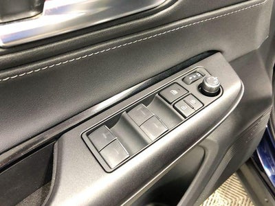 2024 Toyota Venza LE