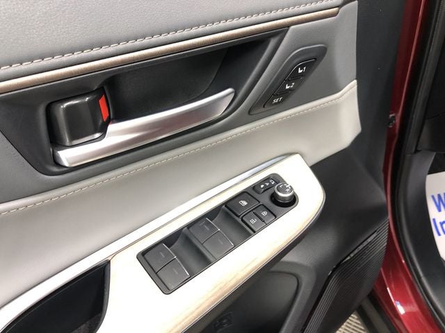 2021 Toyota Venza XLE XLE