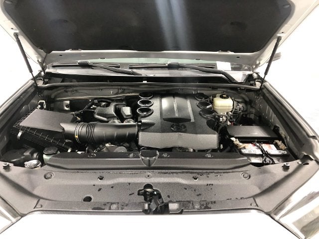 2018 Toyota 4Runner SR5 - Photo 24