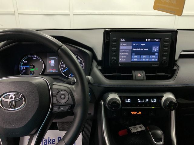 2022 Toyota RAV4 SE - Photo 19