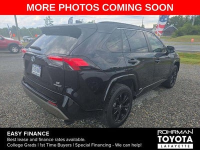 2022 Toyota RAV4 Hybrid SE