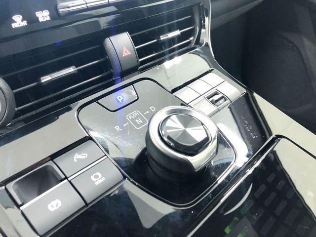 2024 Toyota bZ4X Limited