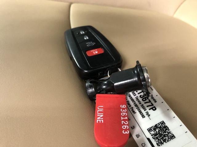 2023 Toyota RAV4 HYBRID XLE Premium