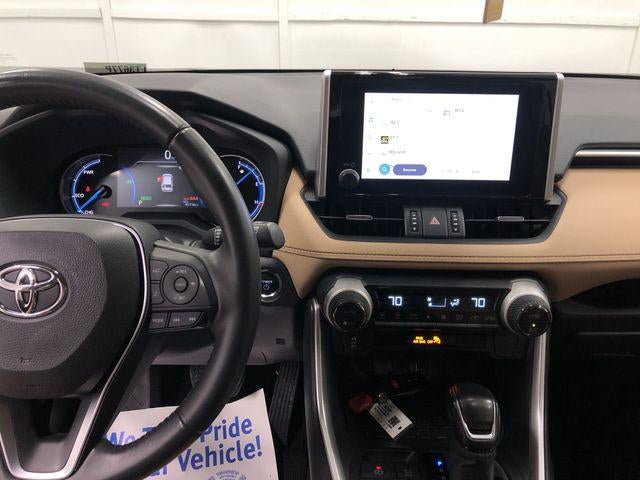 2023 Toyota RAV4 HYBRID XLE Premium