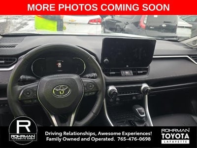 2023 Toyota RAV4 HYBRID XLE Premium