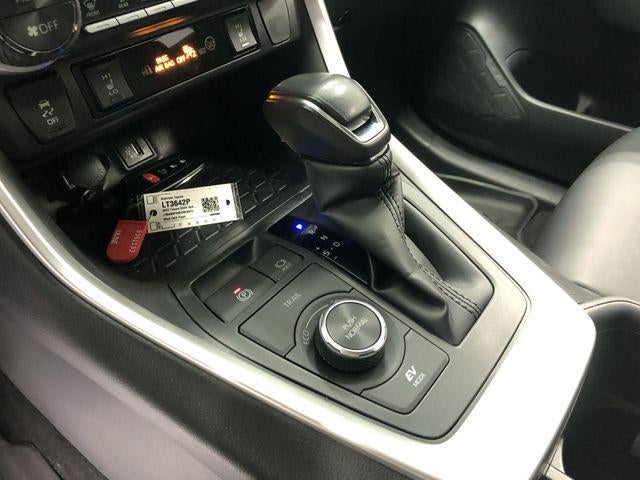 2023 Toyota RAV4 HYBRID XLE Premium