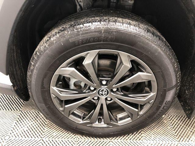 2023 Toyota RAV4 HYBRID XLE Premium