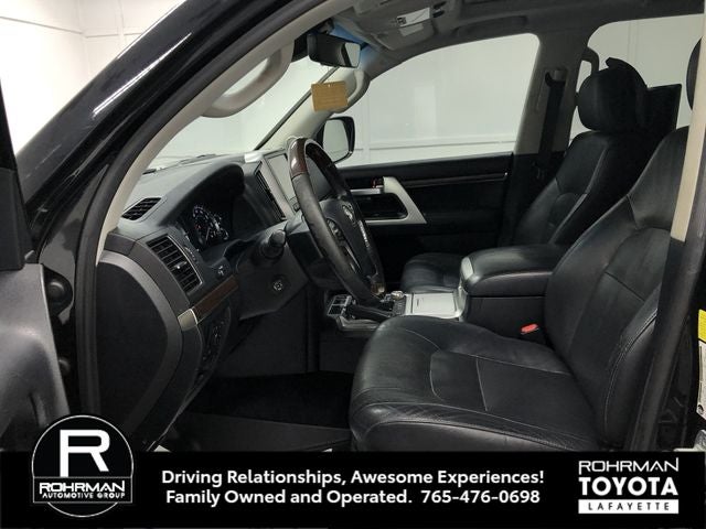 2016 Toyota LAND CRUISER Base