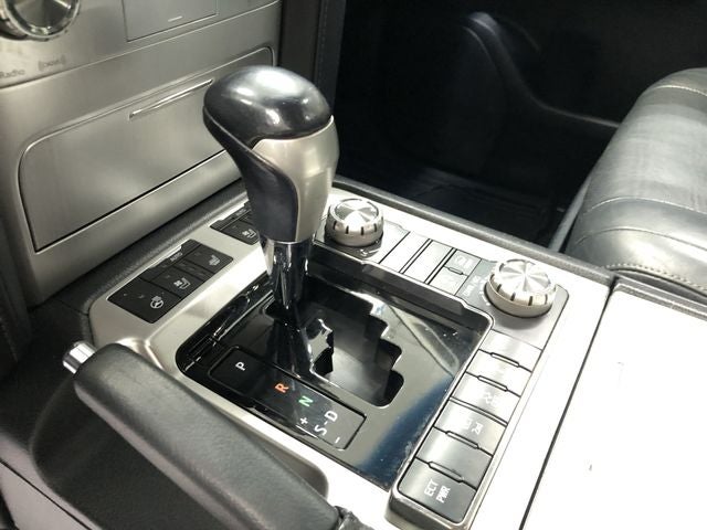 2016 Toyota LAND CRUISER Base