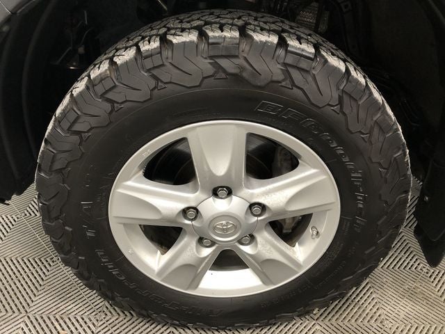 2016 Toyota LAND CRUISER Base