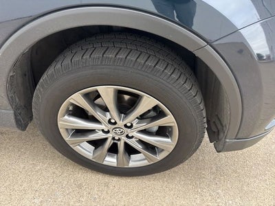 2018 Toyota RAV4 HYBRID Limited