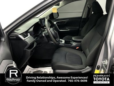 2019 Toyota RAV4 HYBRID LE