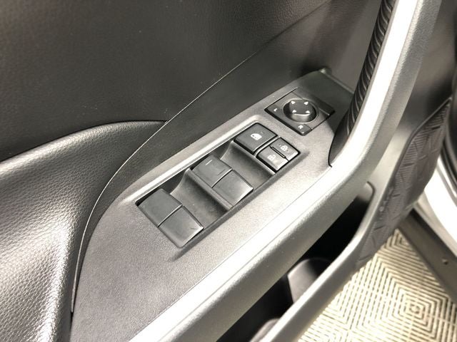 2019 Toyota RAV4 HYBRID LE