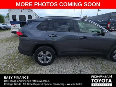 2022 Toyota RAV4 Hybrid XLE