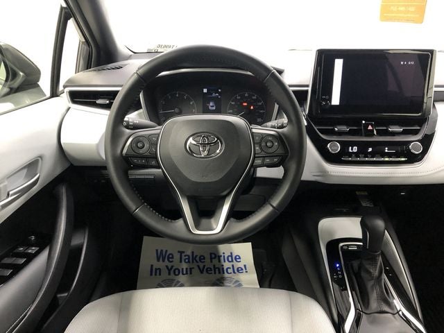 2025 Toyota COROLLA HATCHBACK SE