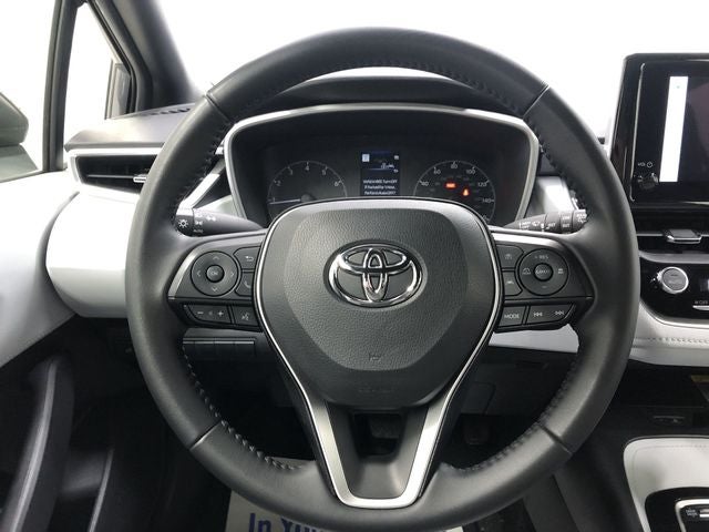 2025 Toyota COROLLA HATCHBACK SE