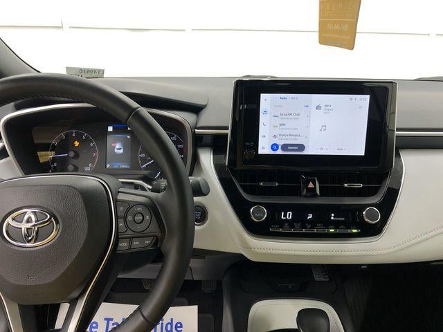 2025 Toyota COROLLA HATCHBACK SE