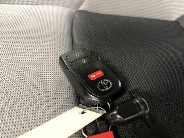 2025 Toyota COROLLA HATCHBACK SE