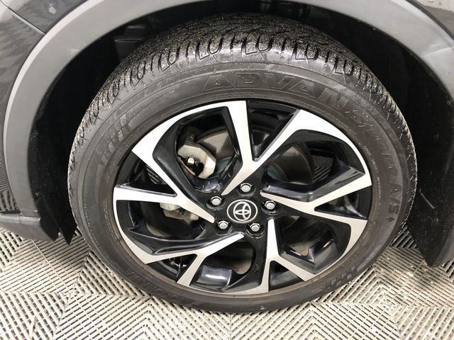 2020 Toyota C-HR XLE