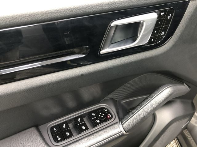 2019 Porsche Cayenne S