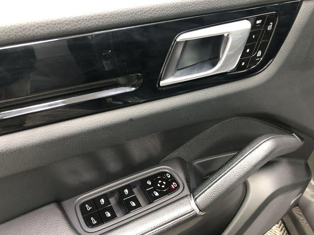 2019 Porsche Cayenne S