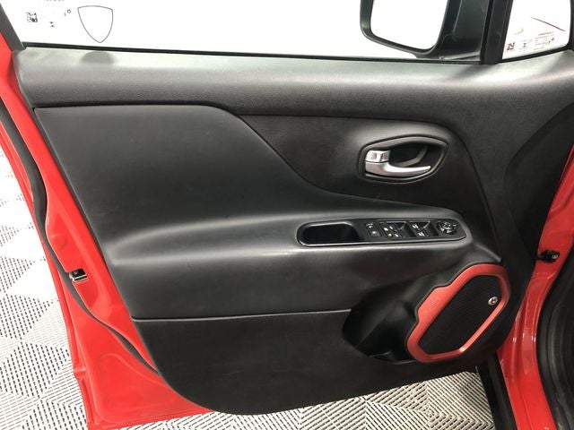 2017 Jeep Renegade Trailhawk