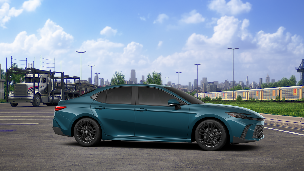 2026 Toyota Camry SE AWD