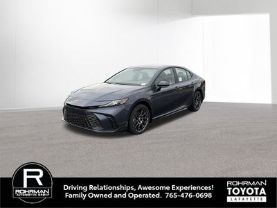 2026 Toyota Camry SE AWD