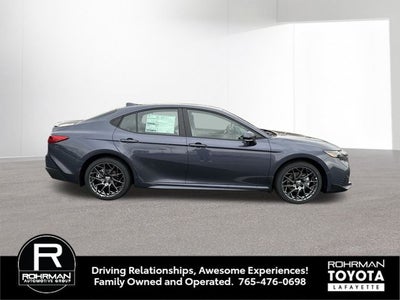 2026 Toyota Camry SE AWD