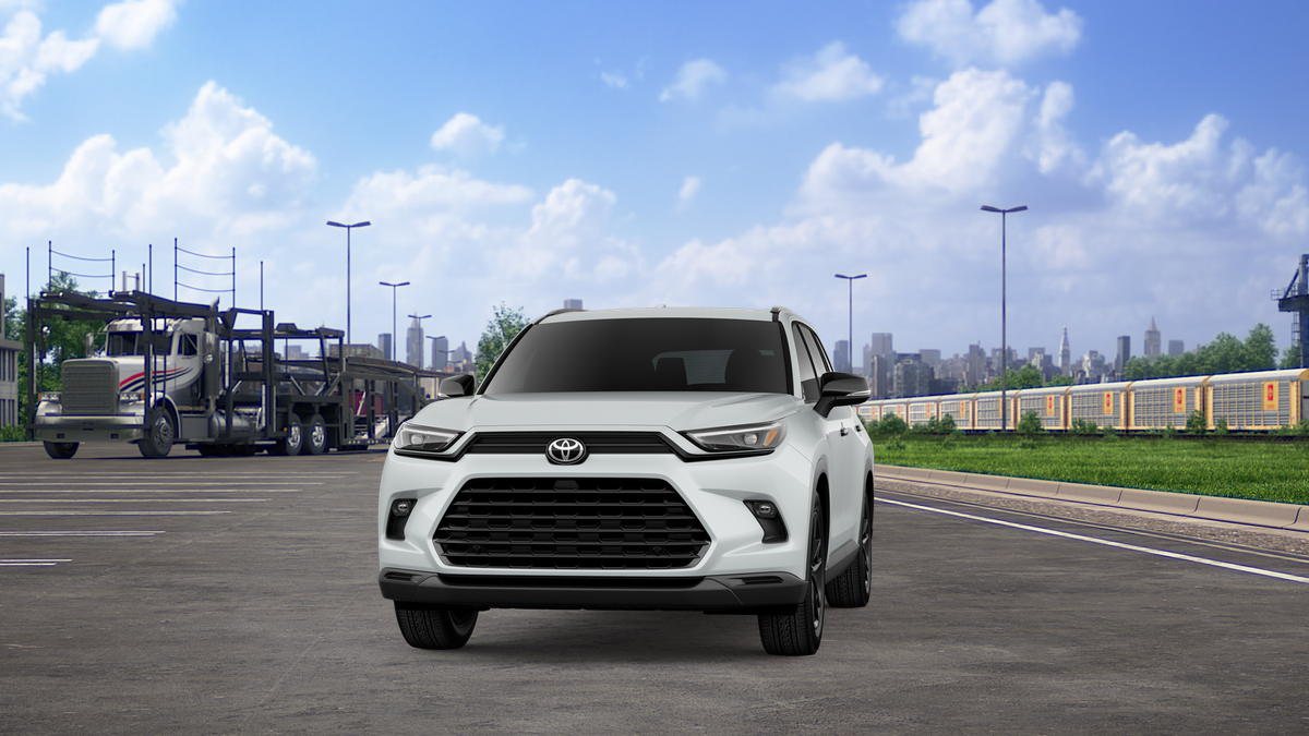 2026 Toyota Grand Highlander Hybrid Nightshade