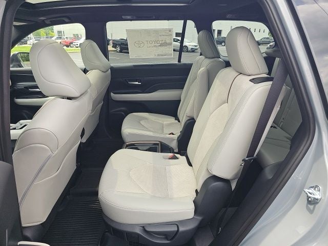 2026 Toyota Grand Highlander Hybrid MAX Platinum