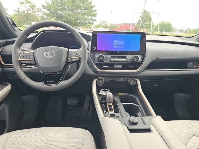 2026 Toyota Grand Highlander Hybrid MAX Platinum