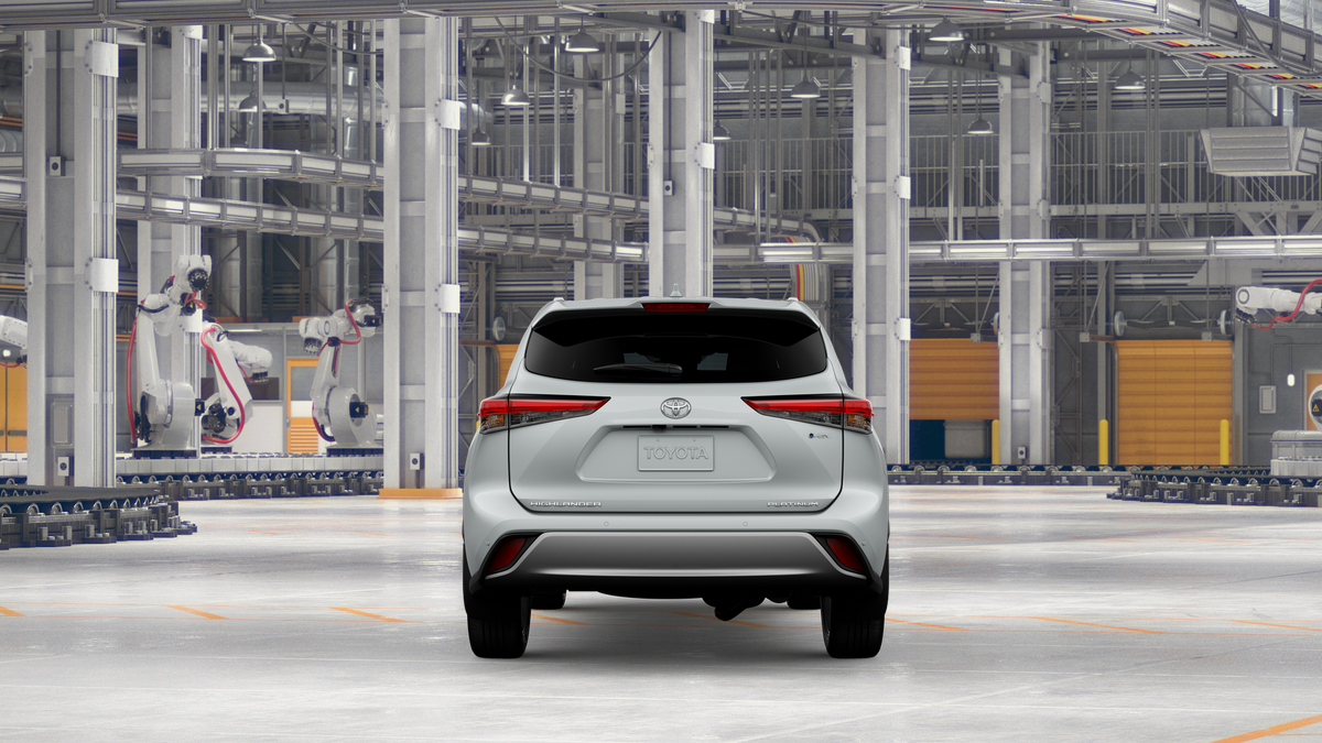 2026 Toyota Highlander Hybrid Platinum