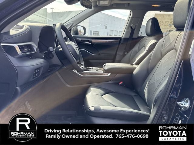 2026 Toyota Highlander Hybrid Platinum