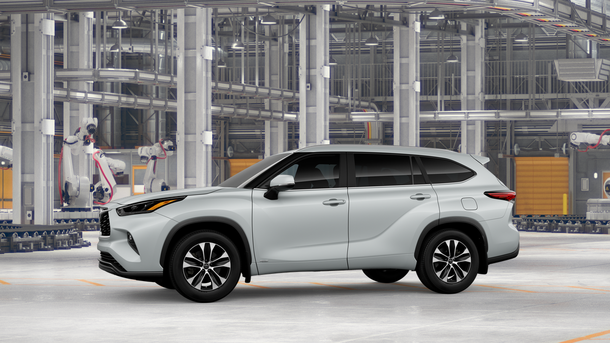 2026 Toyota Highlander Hybrid XLE